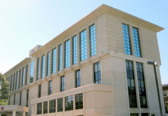 Formglas | CorniceStone™ | Institutional | Halifax Regional Hospital | ODELL | South Boston, VI
